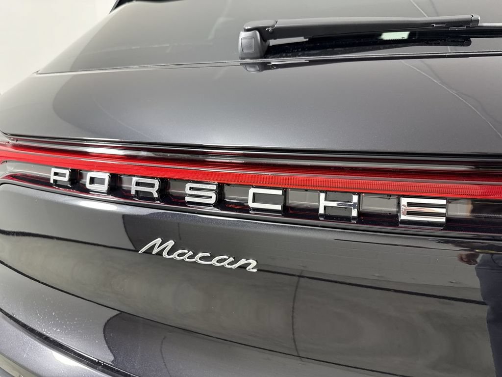 New 2026 Porsche Macan AWD/4WD image 19