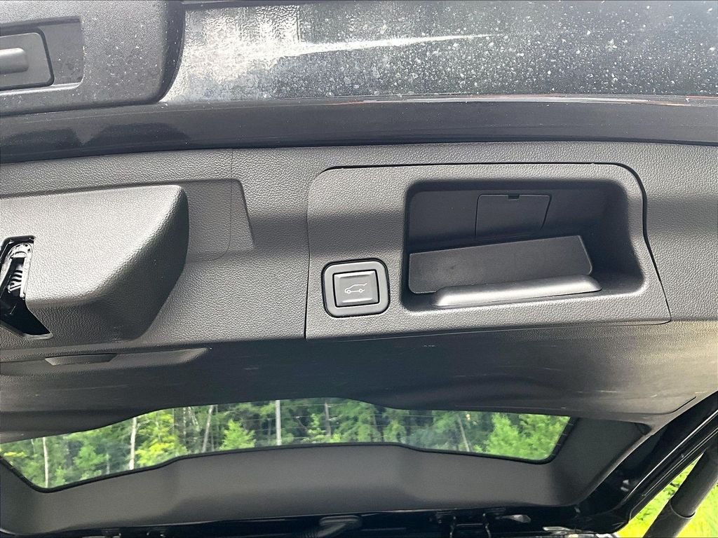 Used 2023 GMC Acadia AT4 AWD/4WD image 24