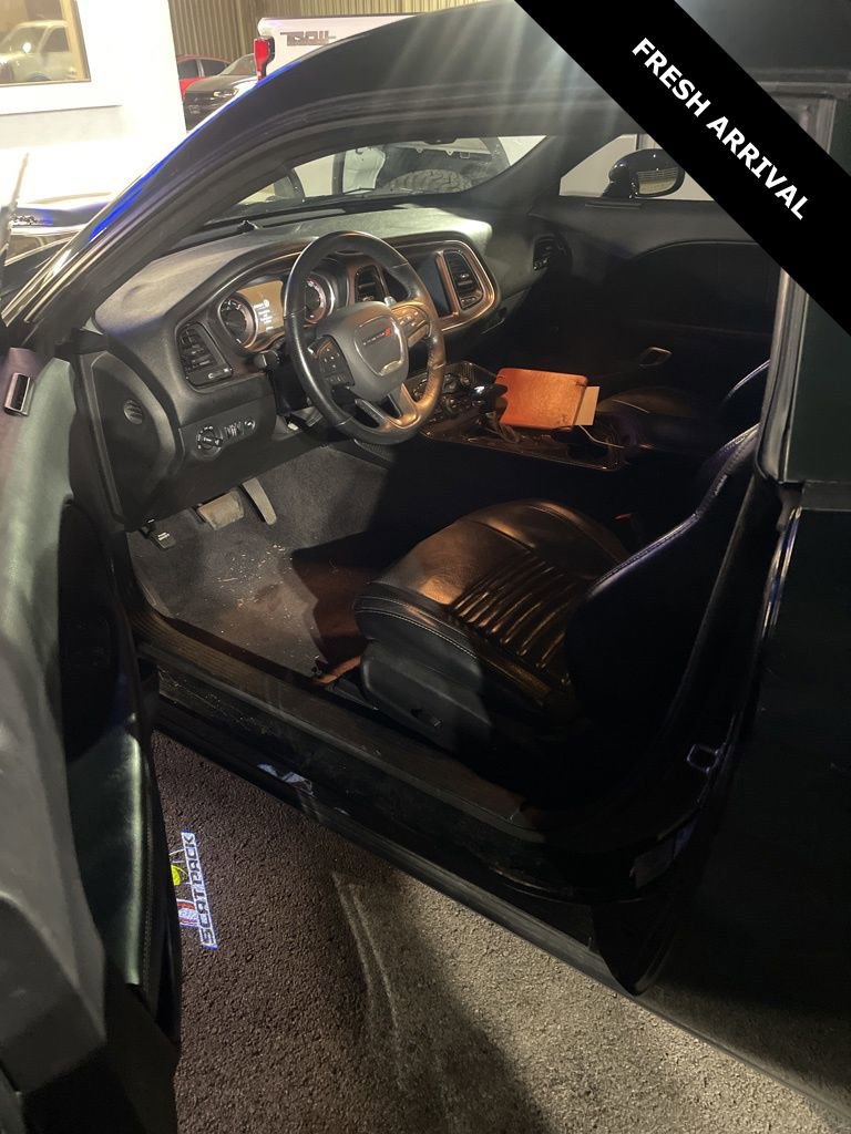 Used 2016 Dodge Challenger R/T Scat Pack image 6