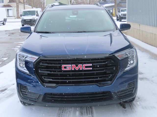 Used 2022 GMC Terrain SLE w/ Driver Convenience Package image 11