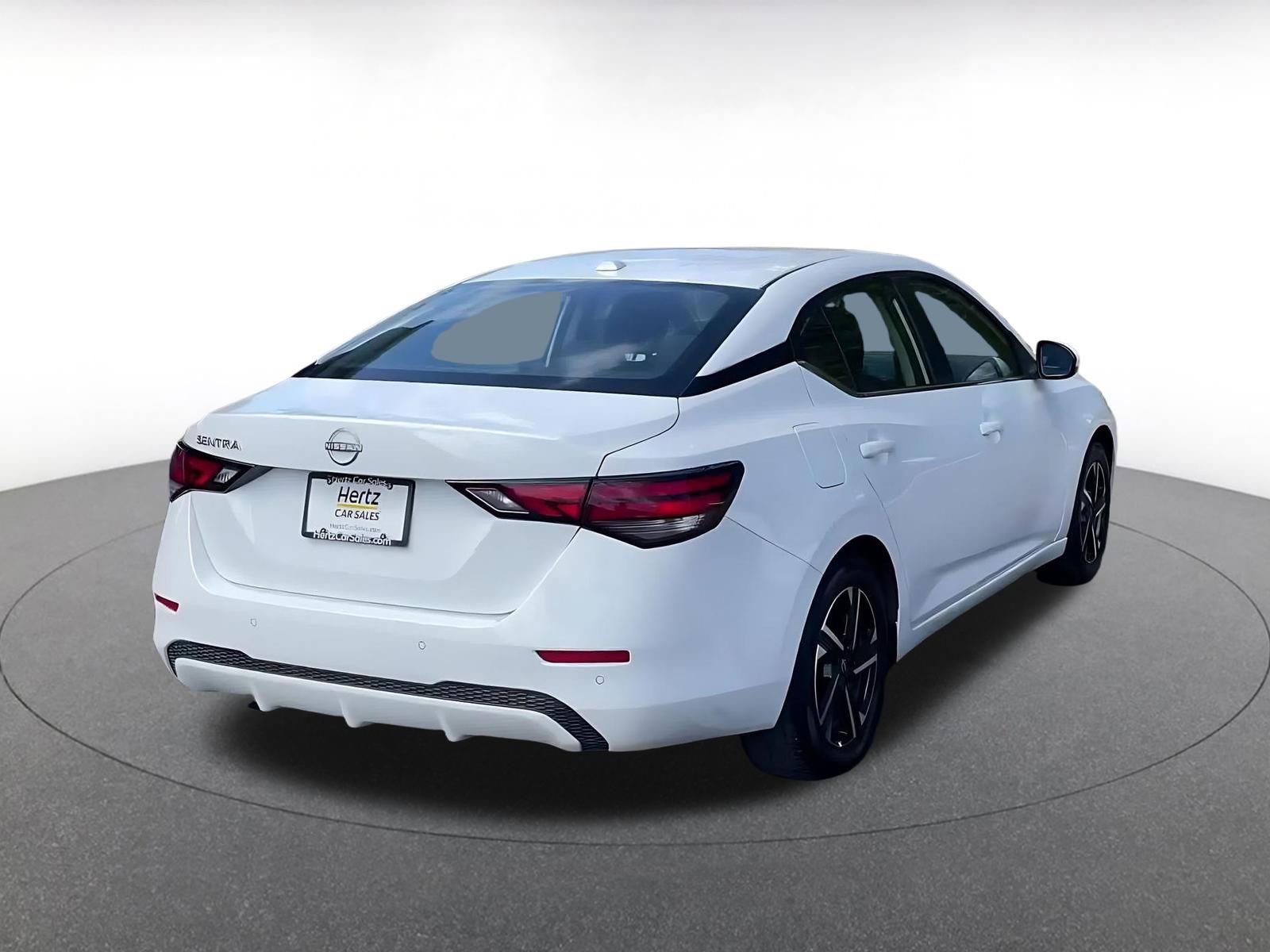 Used 2025 Nissan Sentra SV FWD image 12
