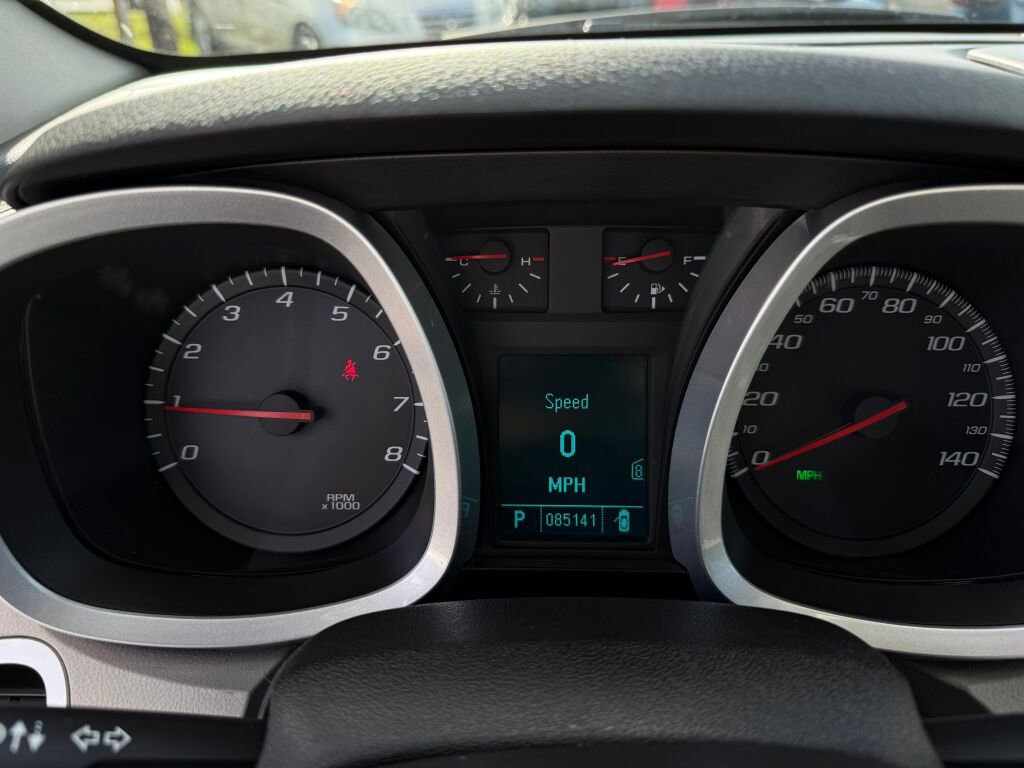 Used 2011 Chevrolet Equinox LS image 12