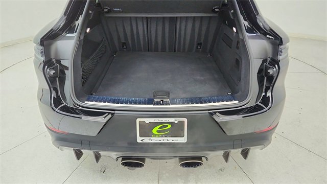 Used 2024 Porsche Cayenne Turbo GT image 14