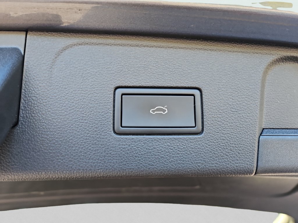 Certified 2024 Volkswagen Atlas SE AWD/4WD image 21