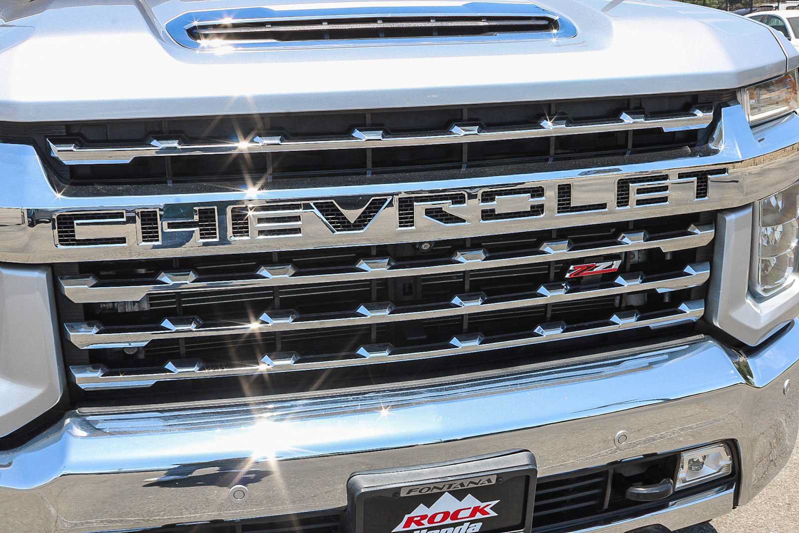 Used 2021 Chevrolet Silverado 2500 LTZ w/ LTZ Plus Package AWD/4WD image 5
