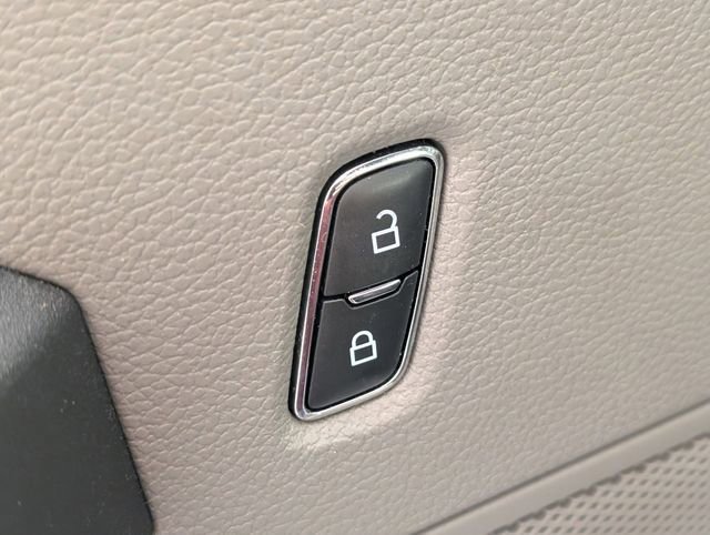 Used 2019 Ford F150 XL w/ Equipment Group 101A Mid RWD image 11