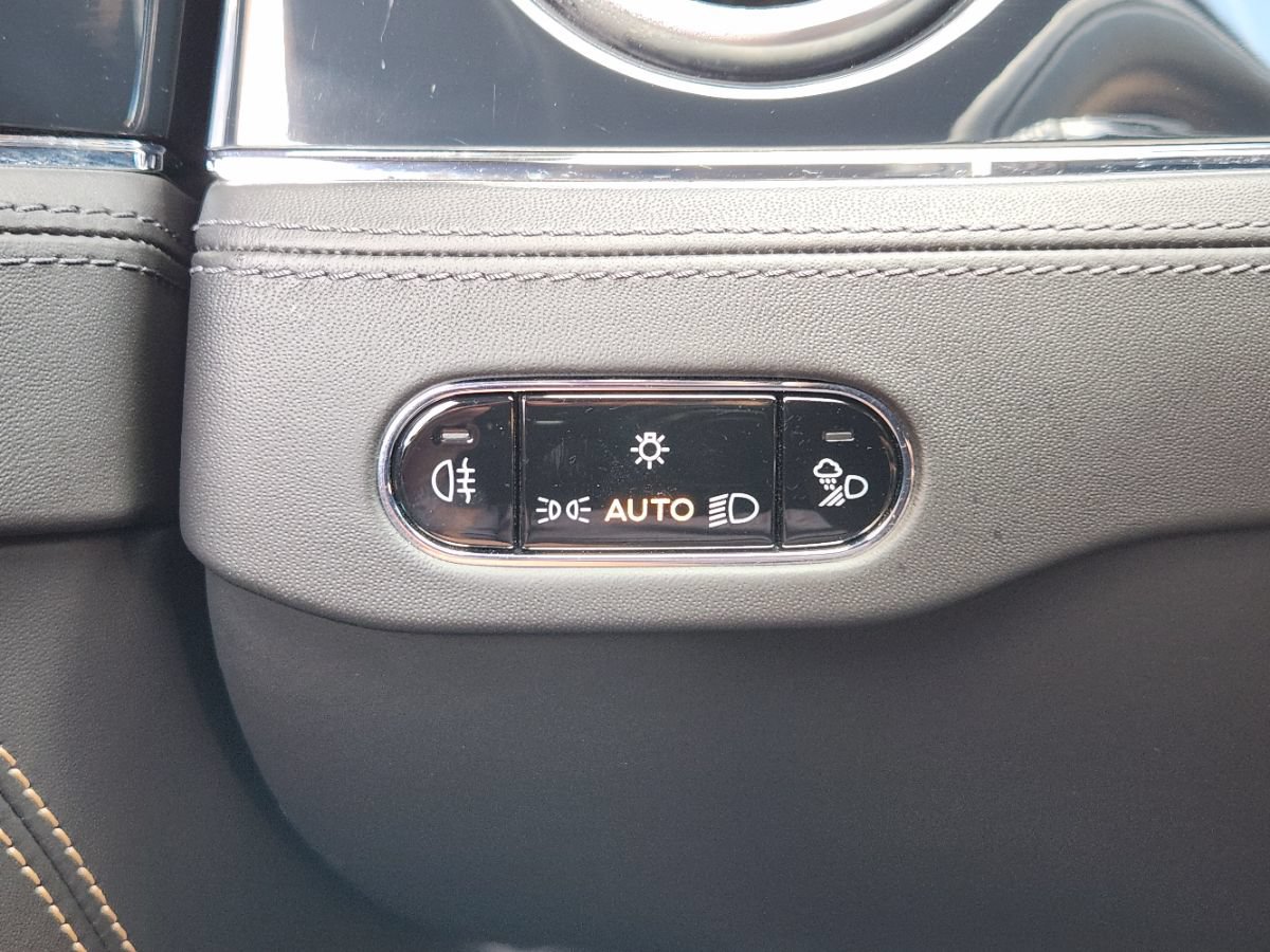 Used 2022 Bentley Continental GT AWD/4WD image 52