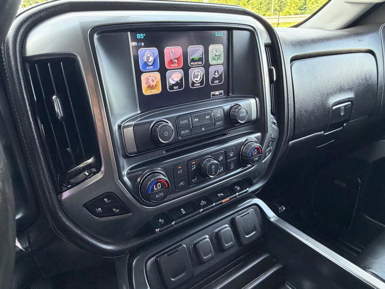 Used 2017 Chevrolet Silverado 1500 LTZ Z71 w/ LTZ Plus Package AWD/4WD image 22