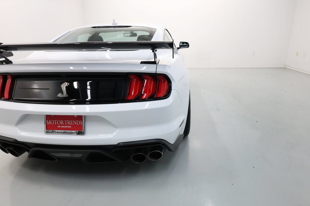 Used 2022 Ford Mustang Shelby GT500 w/ Carbon Fiber Track Pack RWD image 68