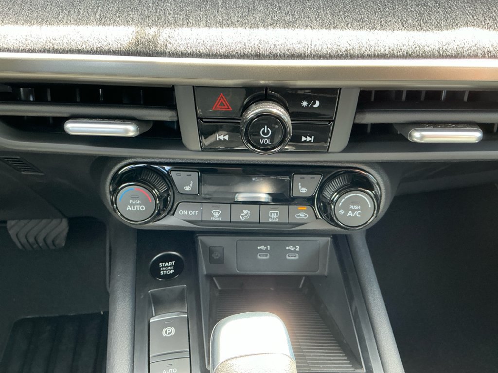 New 2027 Nissan Kicks SV w/ Cold Weather Package FWD image 22