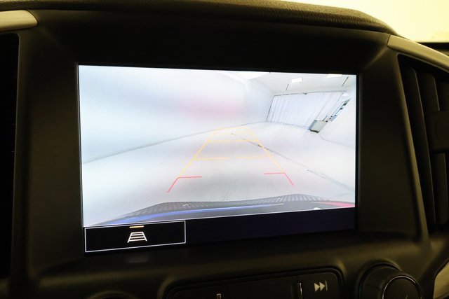 Used 2023 GMC Terrain SLT image 17