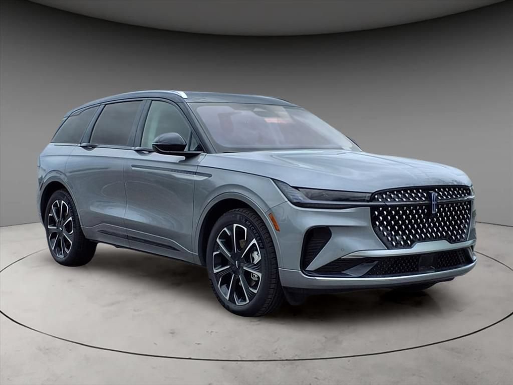 New 2025 Lincoln Nautilus Reserve AWD/4WD image 10