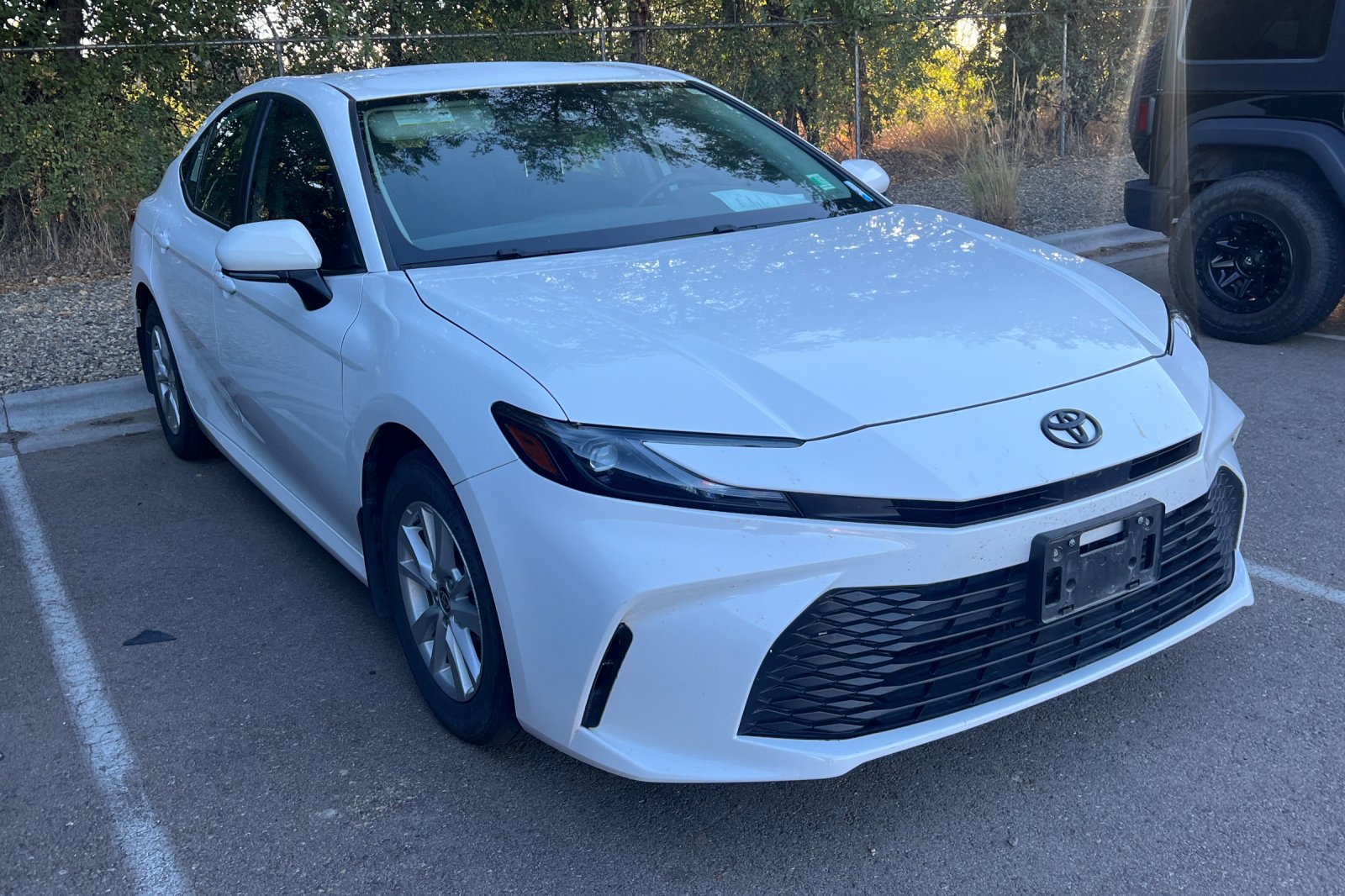 Used 2025 Toyota Camry LE w/ Convenience Package AWD/4WD image 2