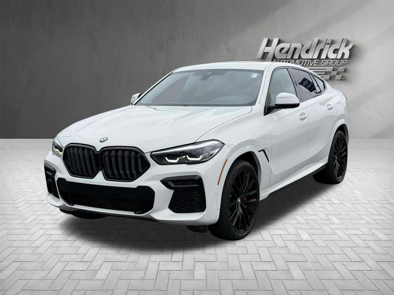 Used 2022 BMW X6 xDrive40i w/ M Sport Package AWD/4WD image 5