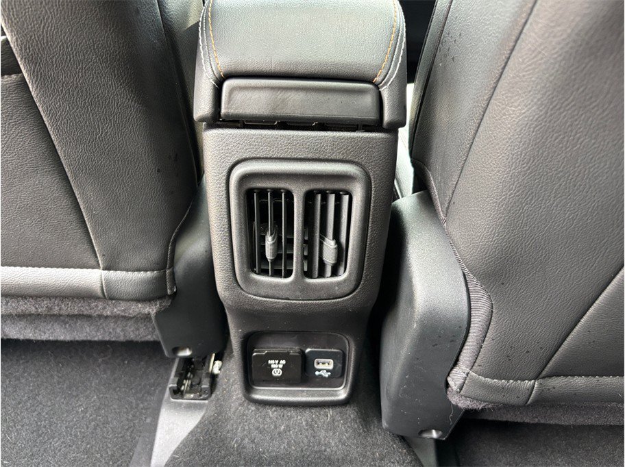 Used 2020 Jeep Compass Latitude w/ Popular Equipment Group FWD image 33