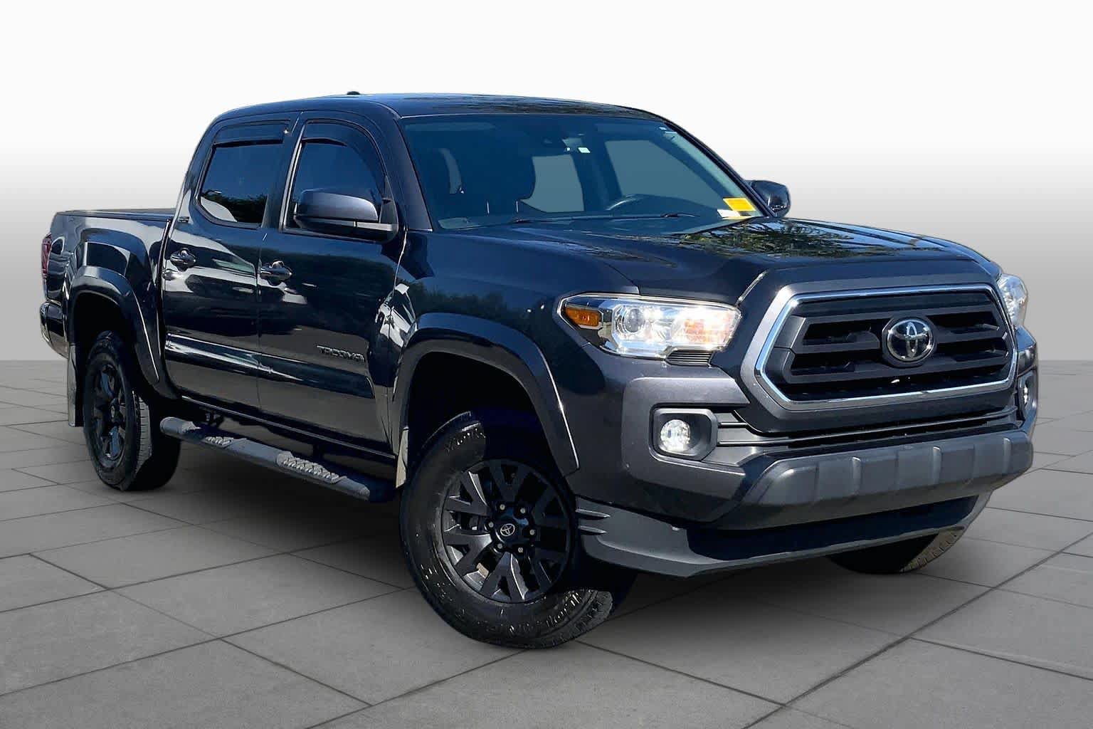 Used 2021 Toyota Tacoma SR5 RWD image 3