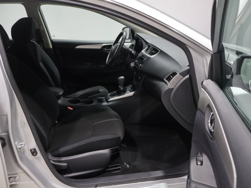 Used 2016 Nissan Sentra S FWD image 19