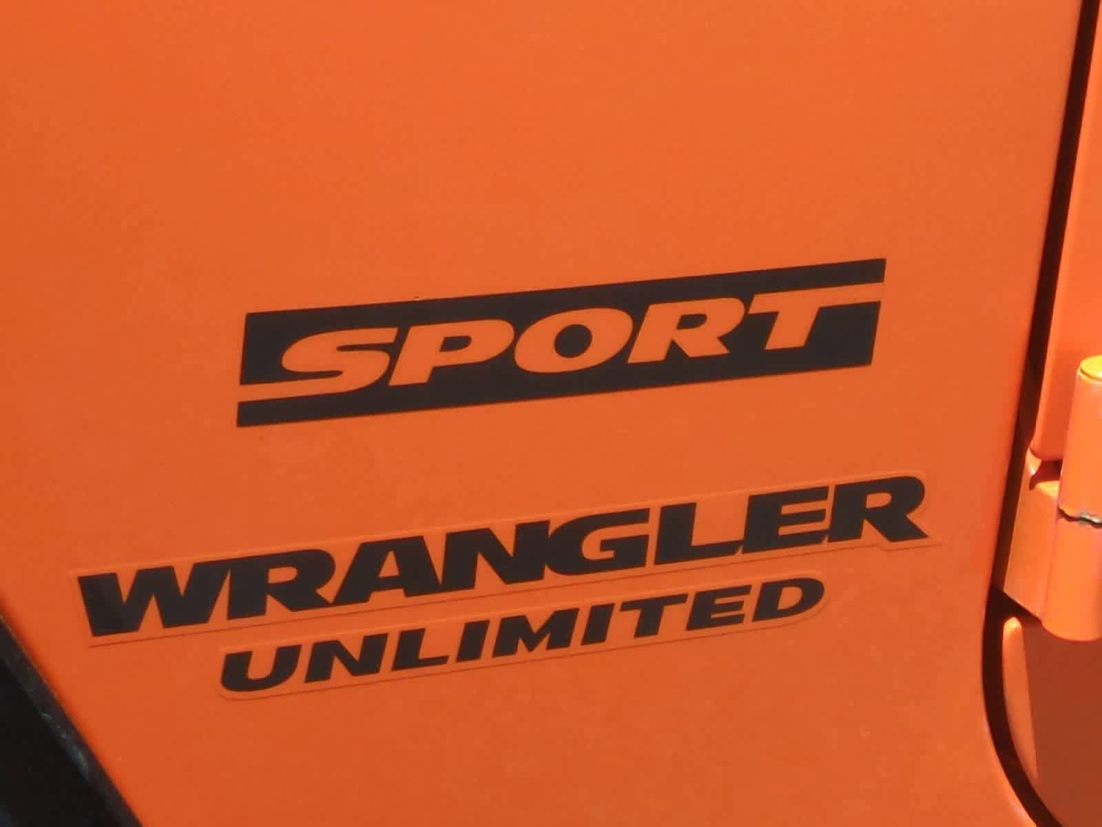 Used 2013 Jeep Wrangler Unlimited Sport AWD/4WD image 13