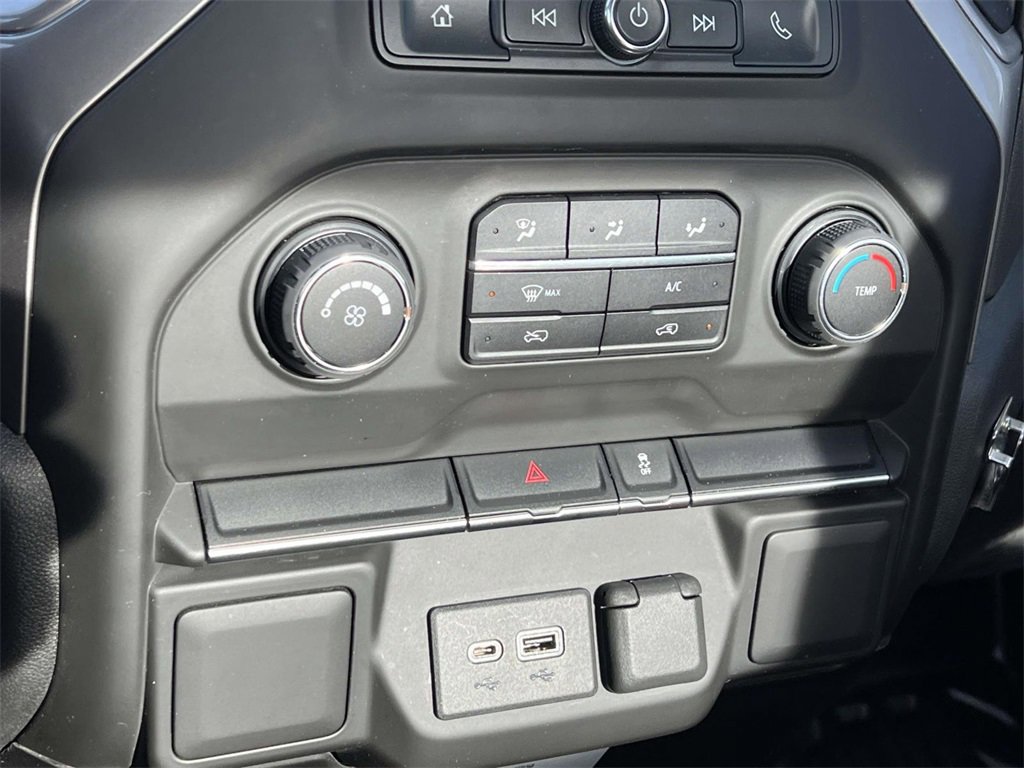 Used 2021 Chevrolet Silverado 1500 W/T image 19