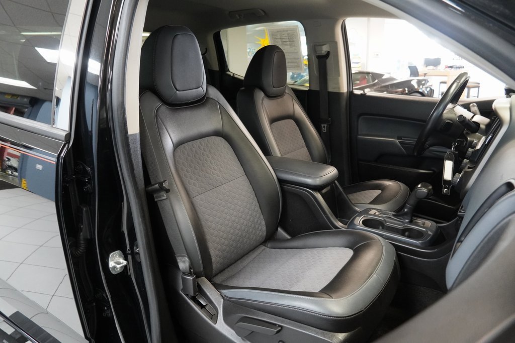 Used 2017 Chevrolet Colorado Z71 image 27