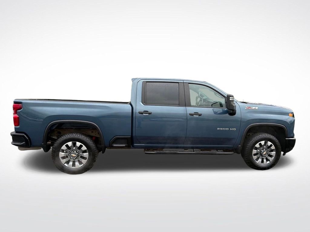Used 2025 Chevrolet Silverado 2500 Custom w/ Custom Value Package AWD/4WD image 7