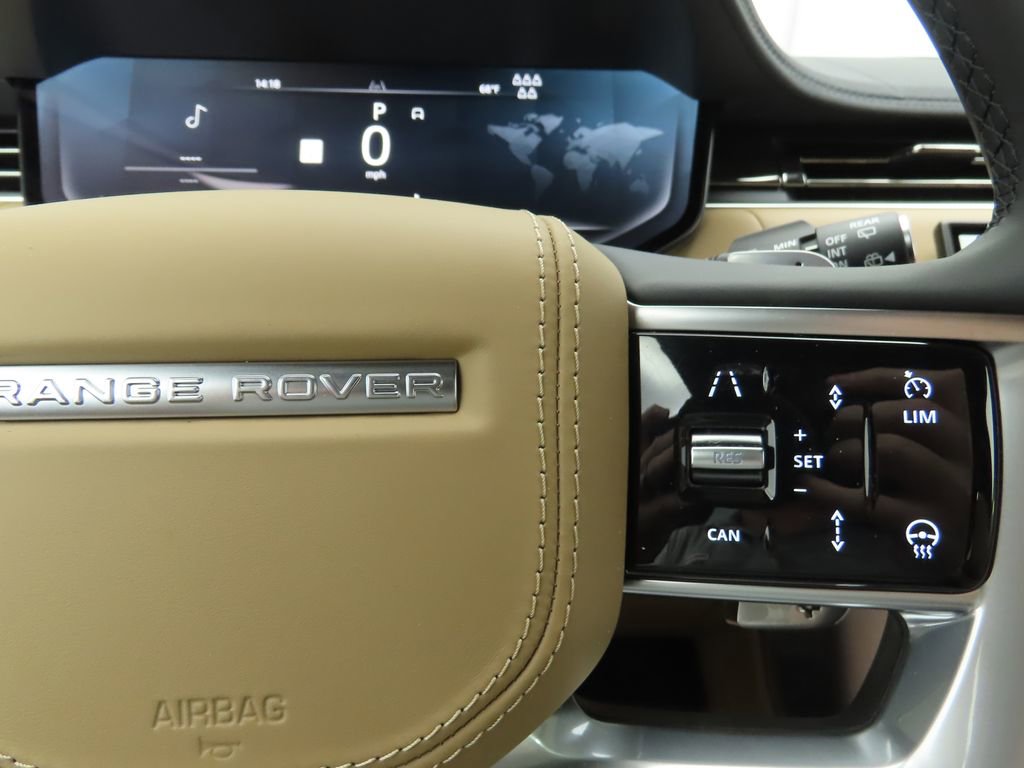 New 2026 Land Rover Range Rover Long Wheelbase SE image 12