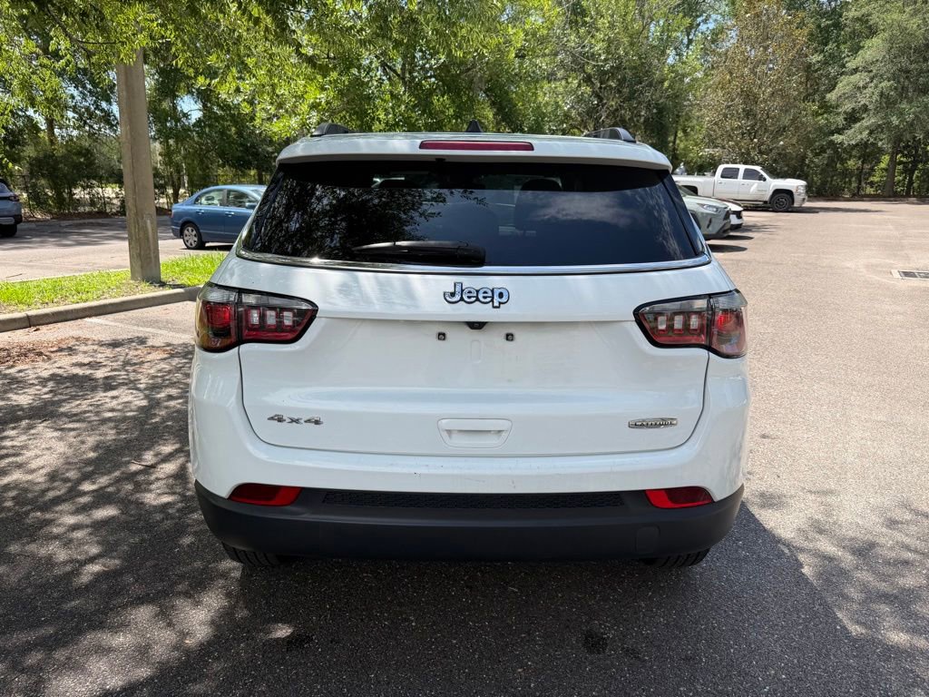 Used 2024 Jeep Compass Latitude AWD/4WD image 5
