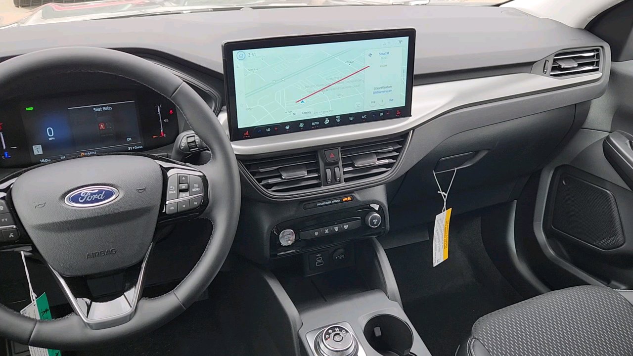 New 2025 Ford Escape PHEV image 9