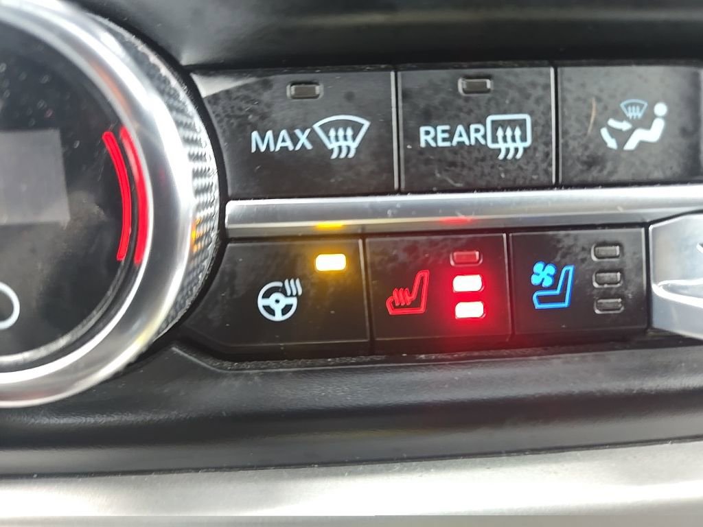 Used 2023 Ford Expedition Max Limited image 26