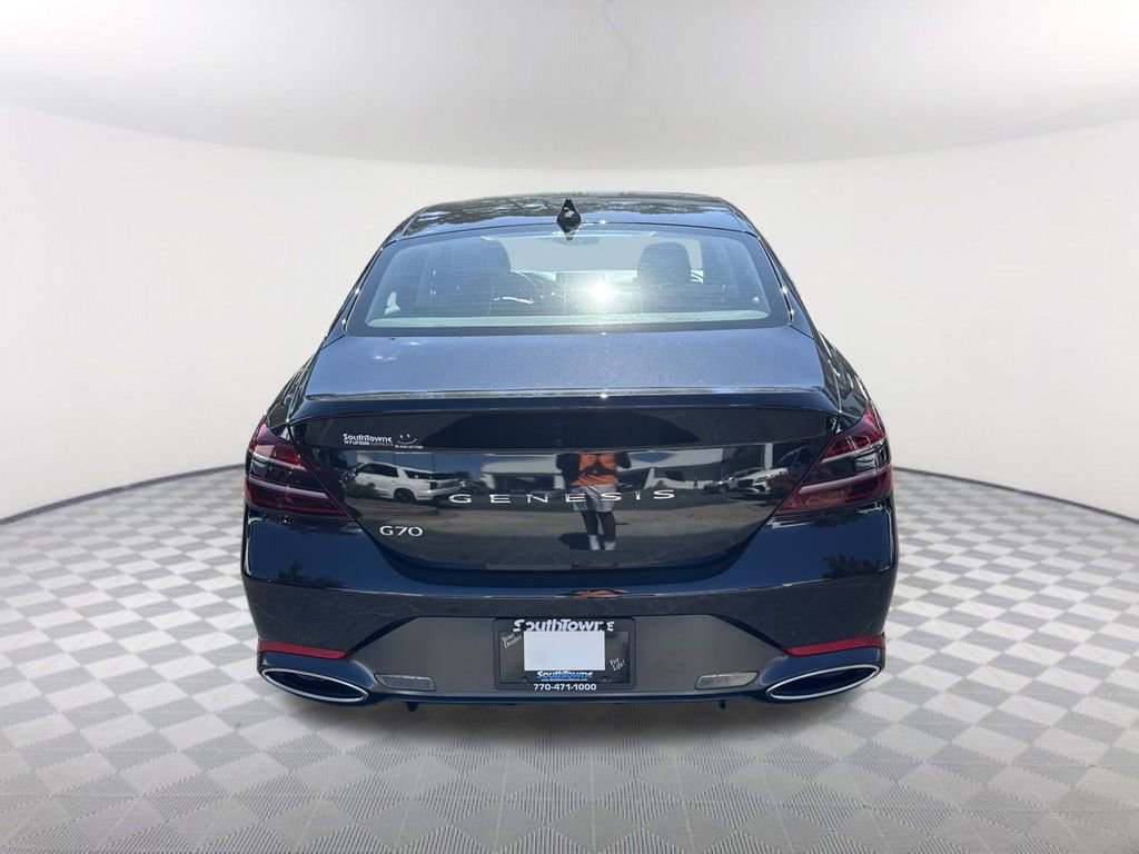 Used 2025 Genesis G70 2.5T image 6