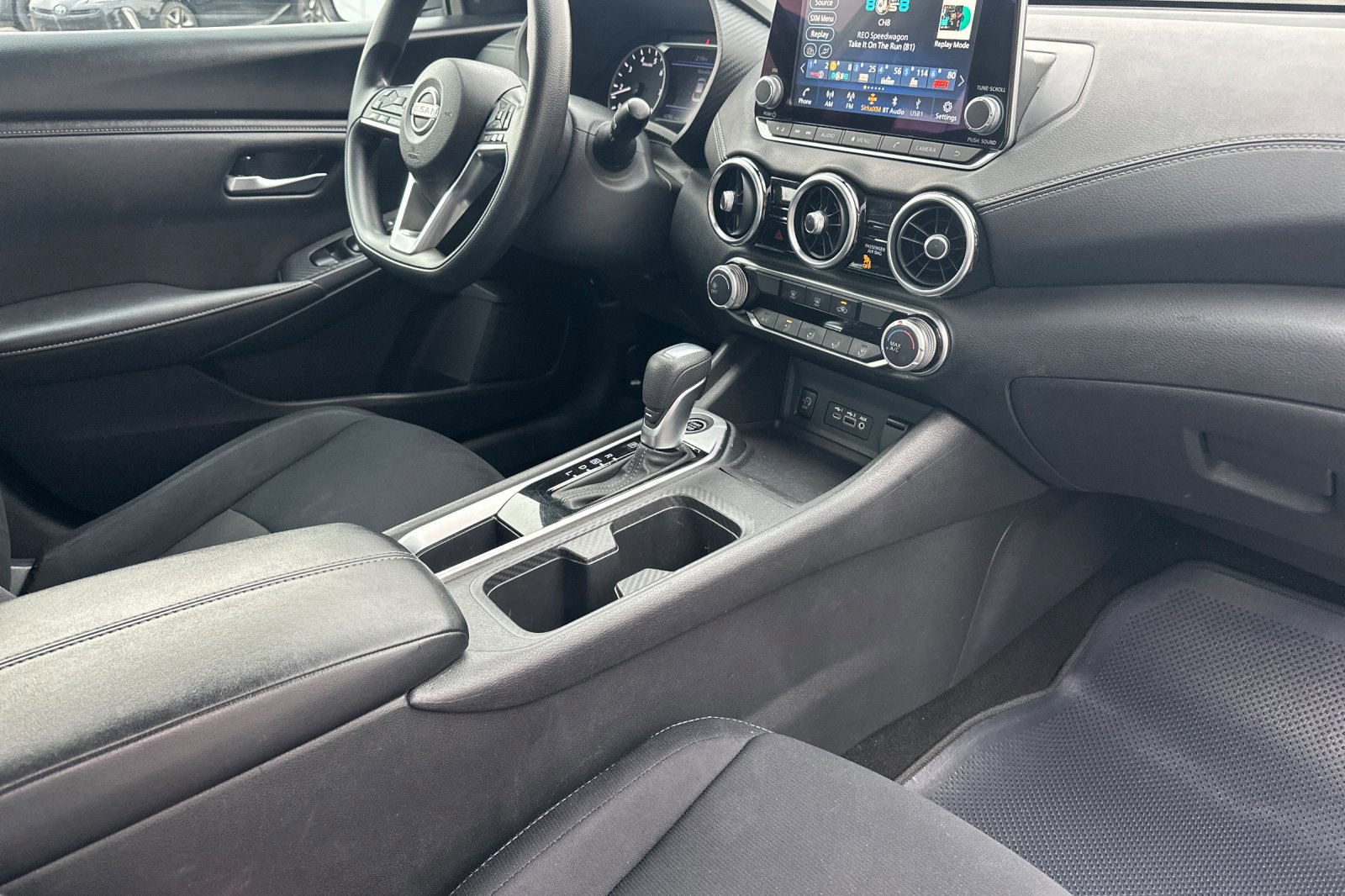 Certified 2024 Nissan Sentra SV image 15