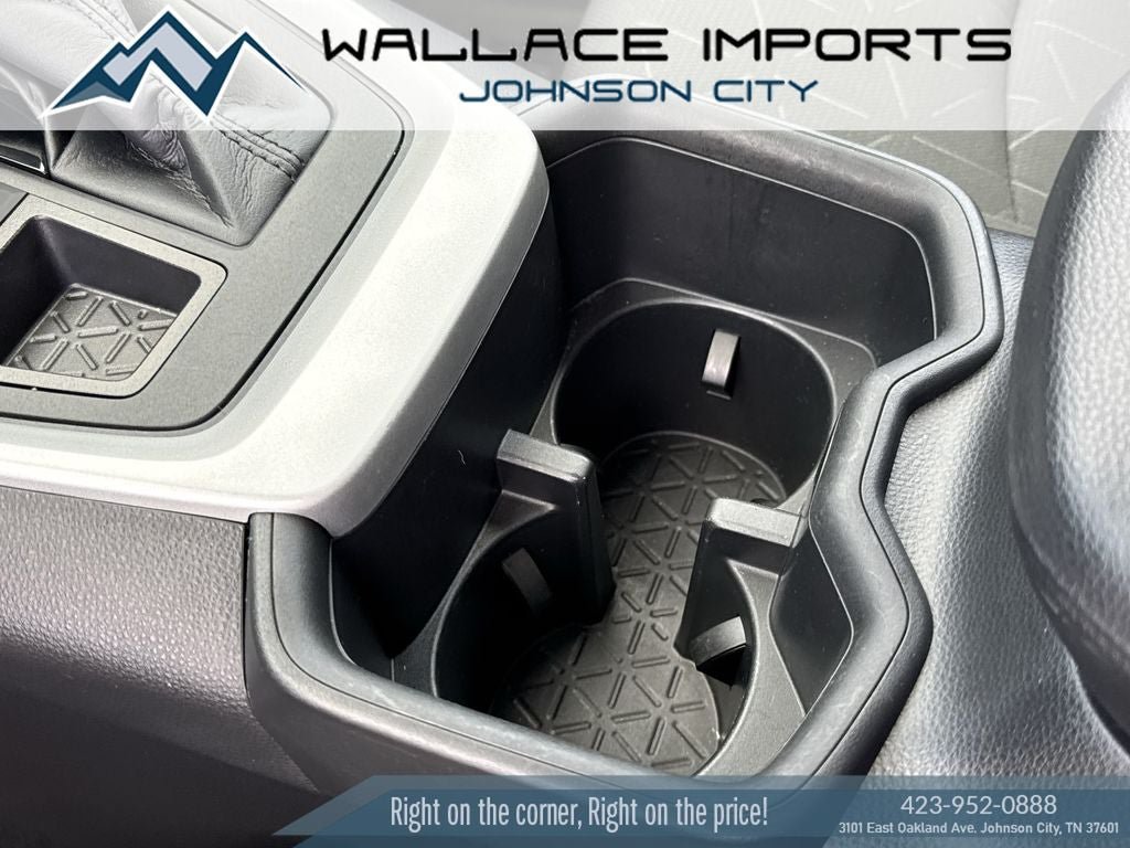Used 2023 Toyota RAV4 XLE AWD/4WD image 18