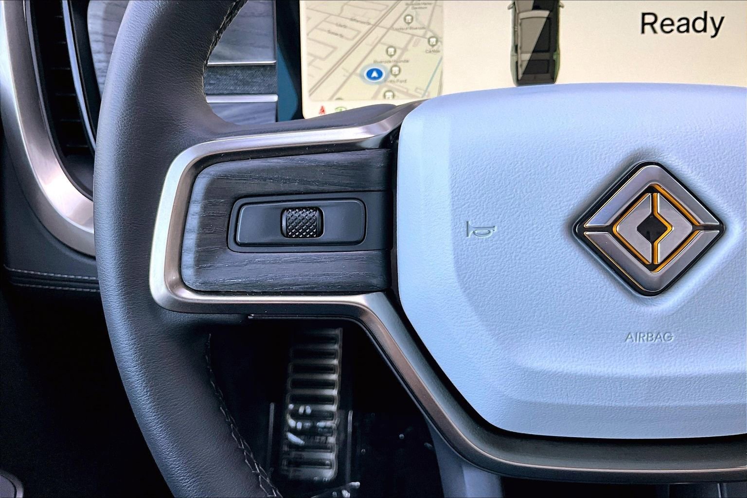 Used 2024 Rivian R1S Adventure AWD/4WD image 18