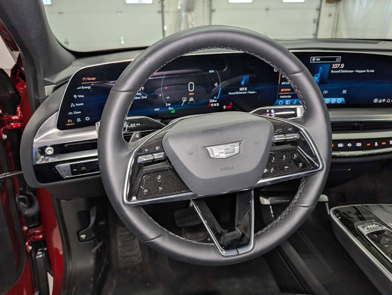 New 2025 Cadillac Lyriq Luxury image 34