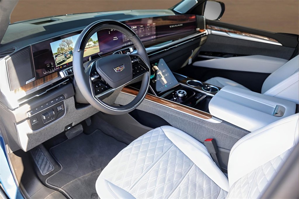 Certified 2025 Cadillac Escalade Sport Platinum w/ LPO, ONYX Package image 10