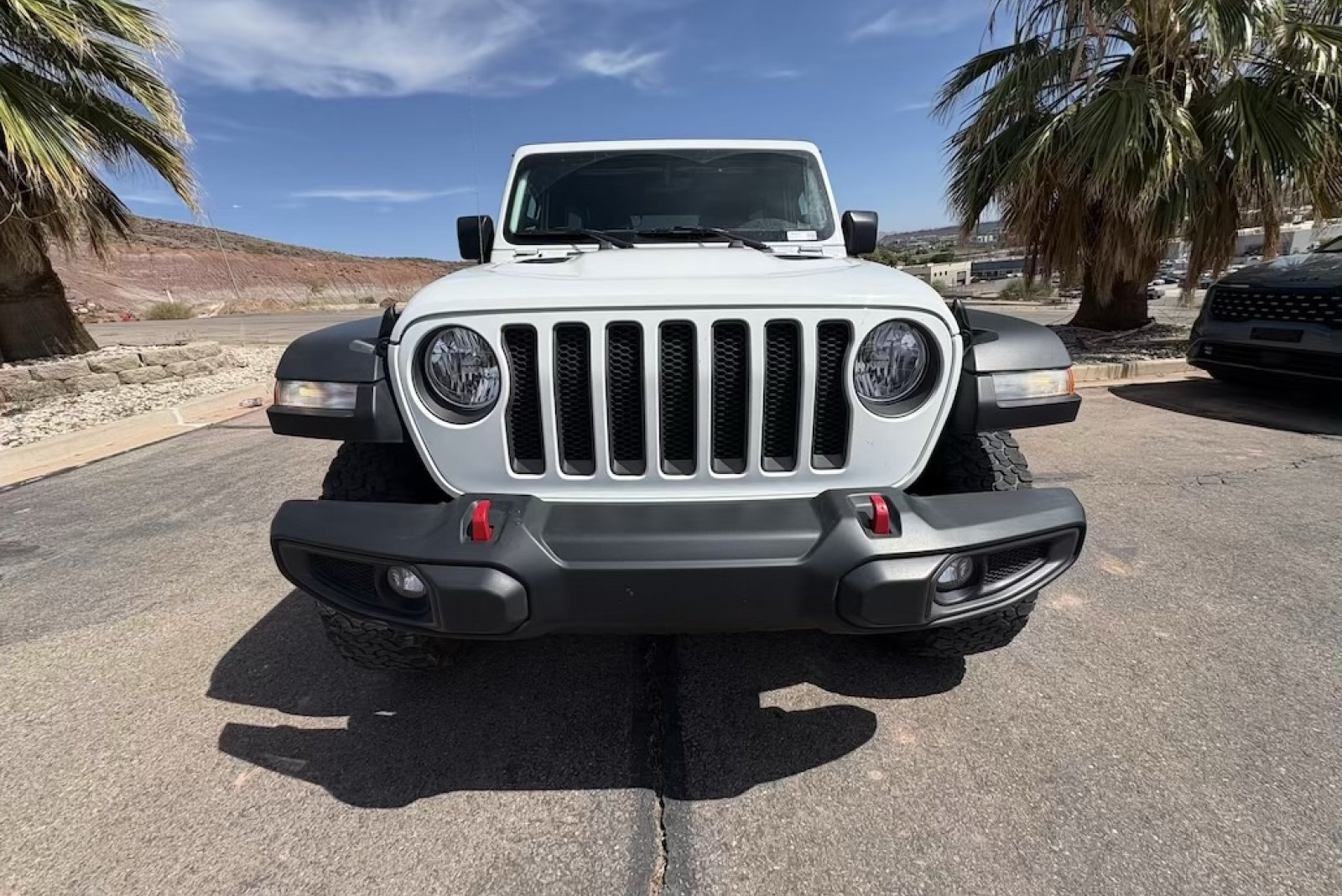 Used 2023 Jeep Wrangler Unlimited Rubicon AWD/4WD image 8