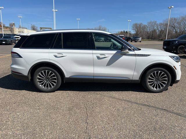 Used 2021 Lincoln Aviator Reserve w/ Elements Package Plus image 9