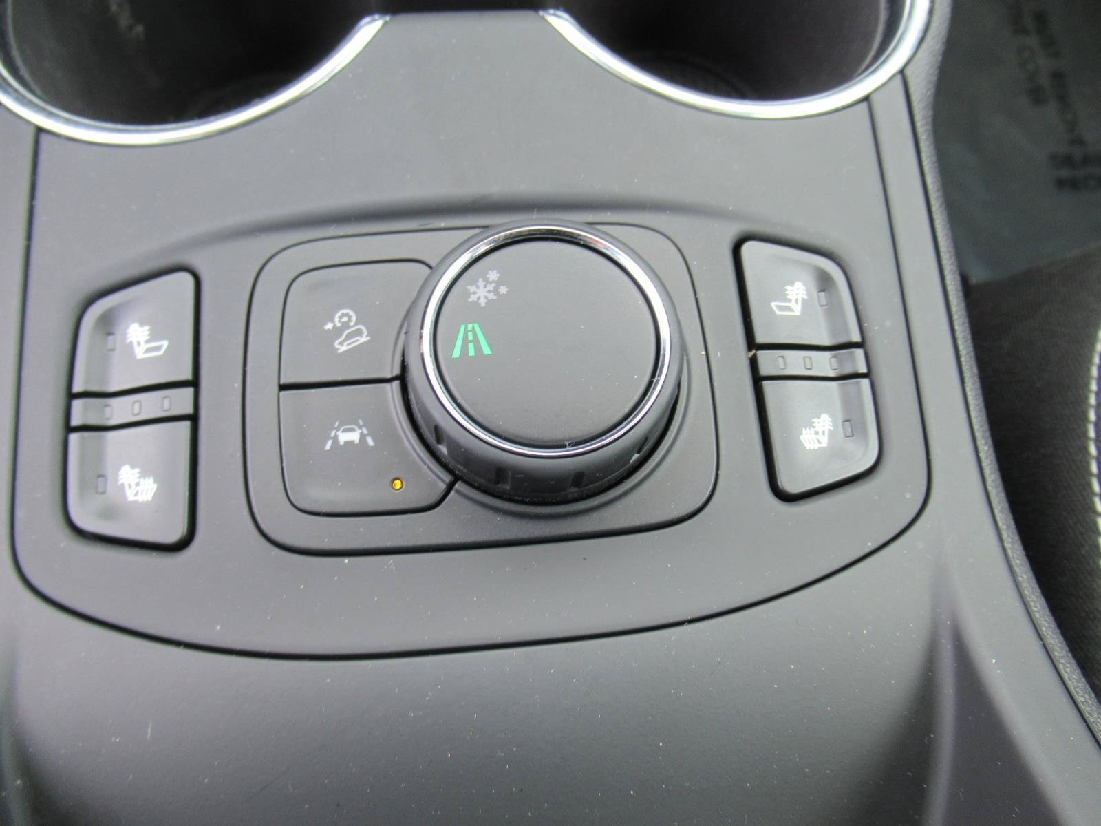 Used 2024 GMC Terrain SLE w/ Driver Convenience Package FWD image 21