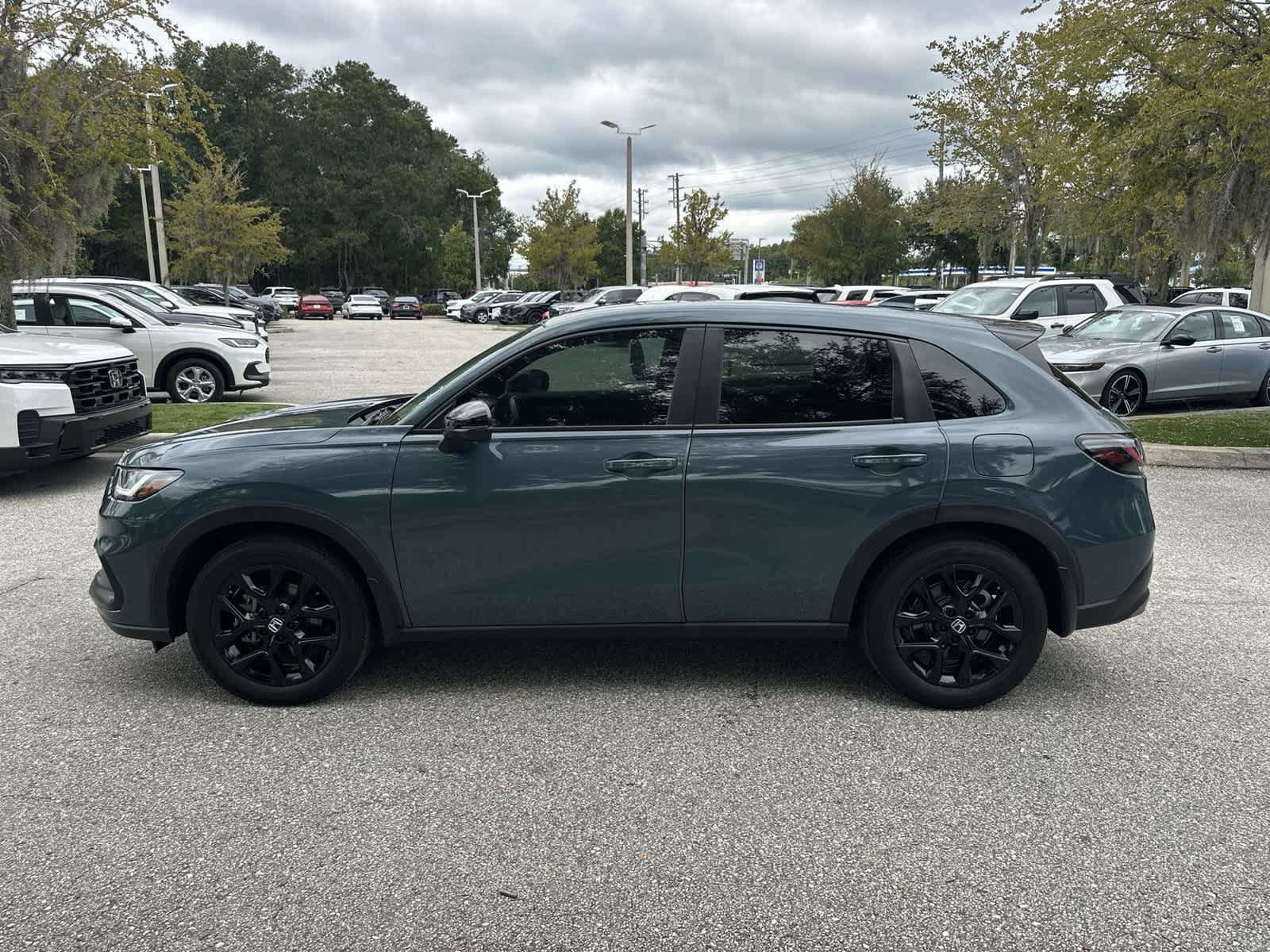 Certified 2025 Honda HR-V Sport image 3