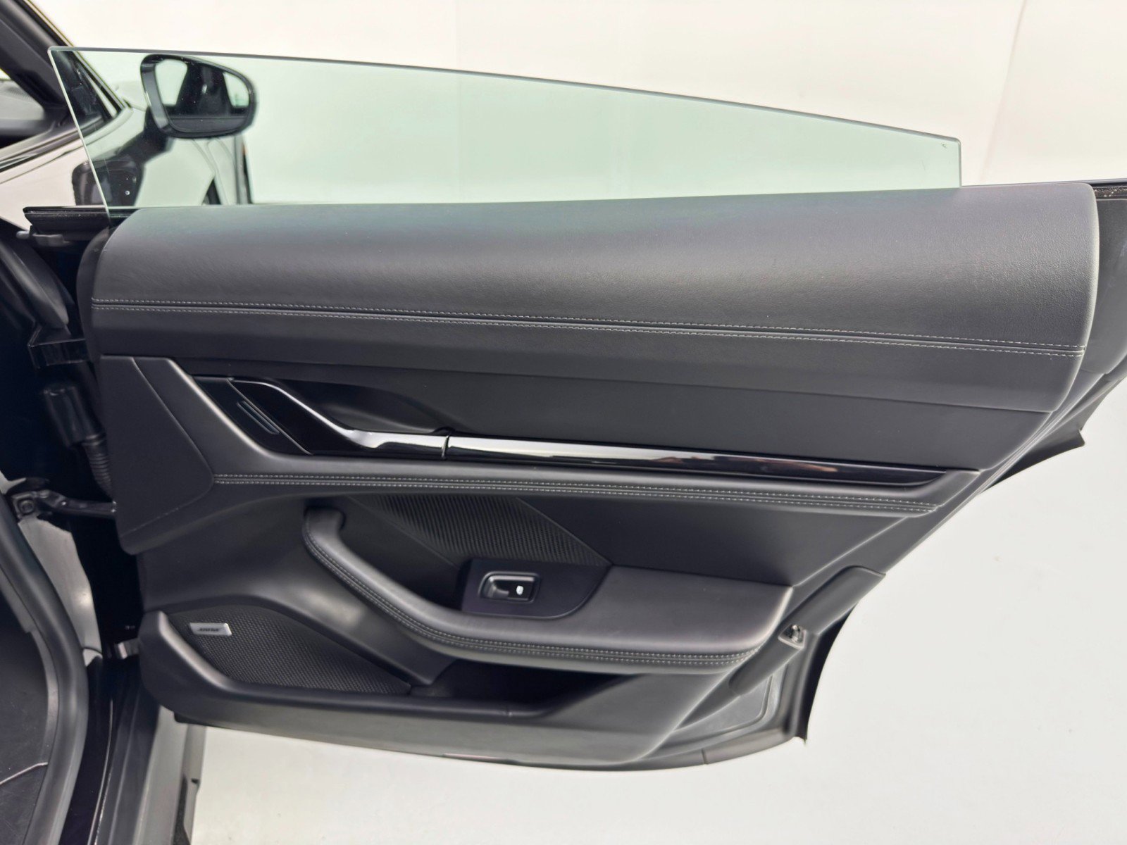 Used 2022 Porsche Taycan 4 Cross Turismo image 49