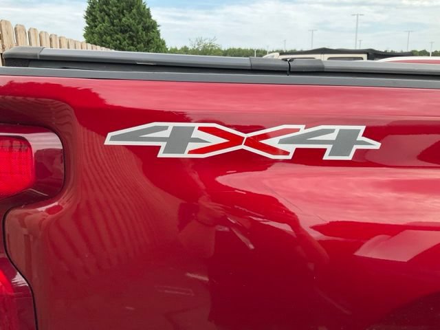Used 2023 Chevrolet Silverado 2500 LT w/ All Star Edition AWD/4WD image 9