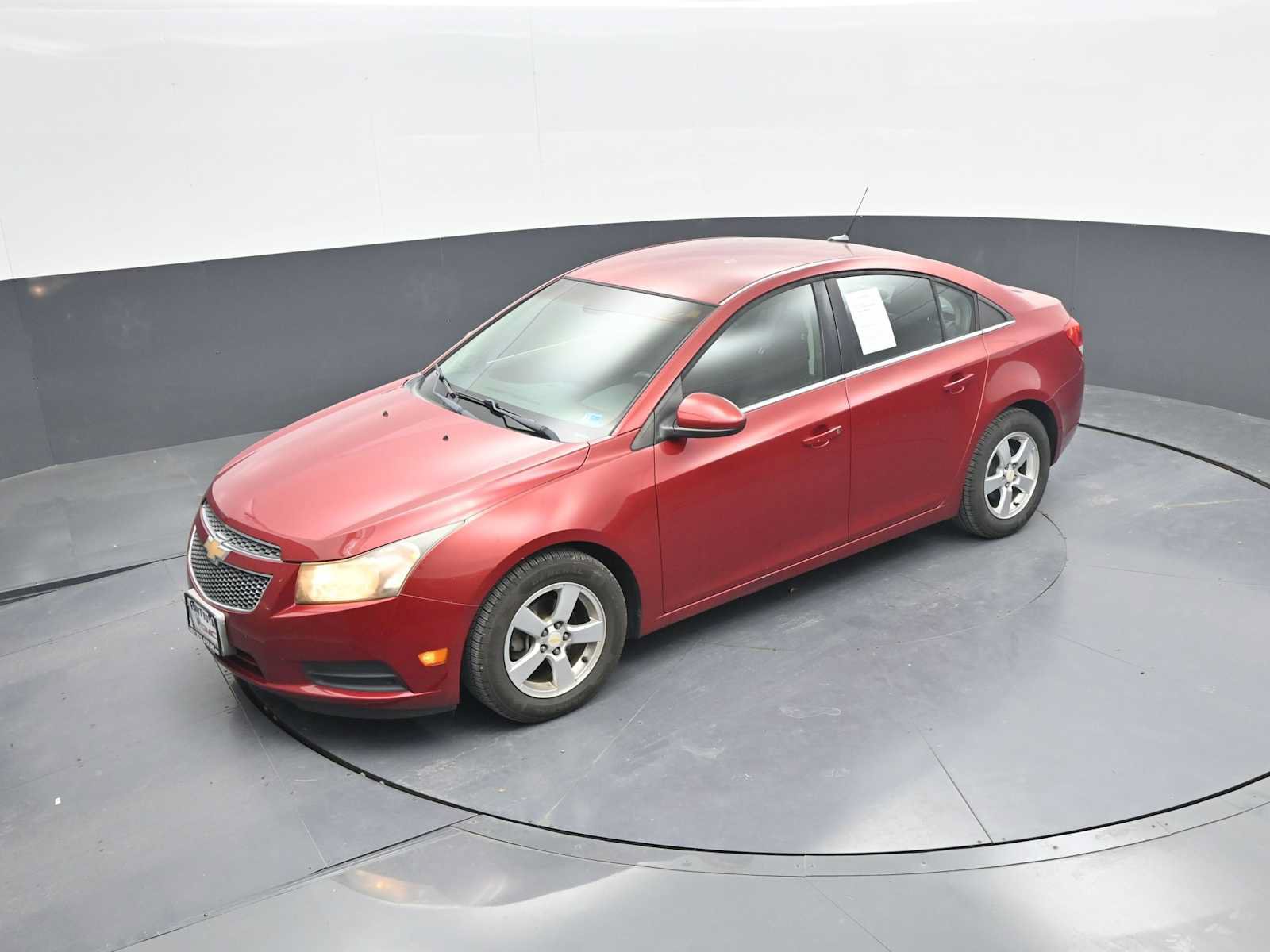 Used 2011 Chevrolet Cruze LT FWD image 25