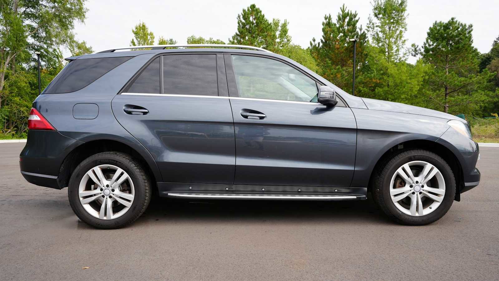 Used 2013 Mercedes-Benz ML 350 4MATIC image 3