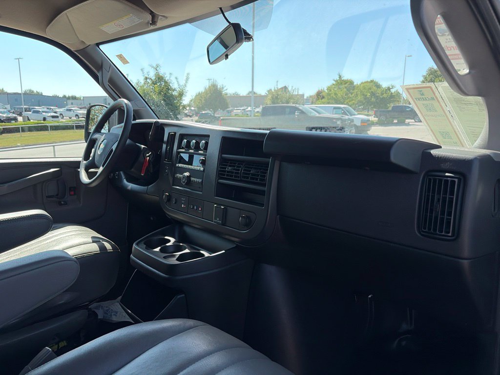 Used 2025 Chevrolet Express 2500 Extended w/ Driver Convenience Package RWD image 23