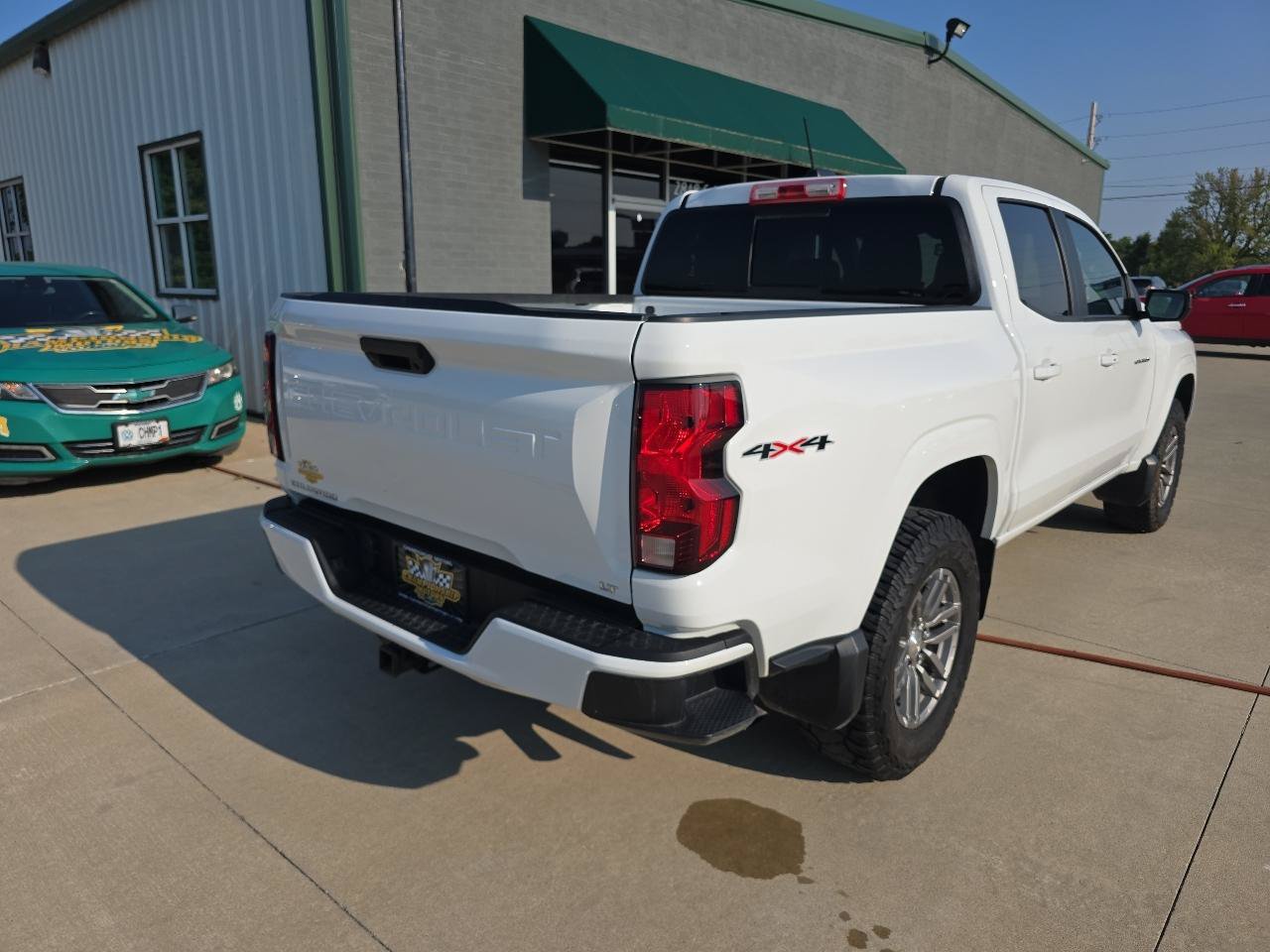 Used 2023 Chevrolet Colorado LT w/ LT Convenience Package II AWD/4WD image 6
