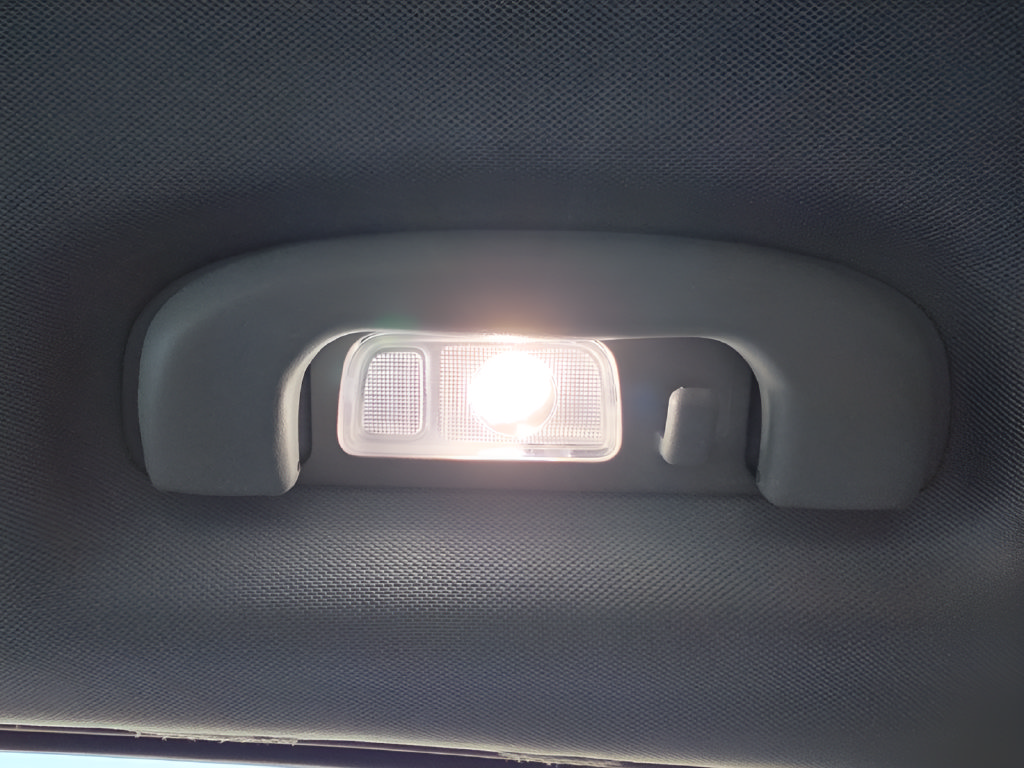 Used 2023 Chevrolet Equinox LT w/ LPO, Floor Liner Package AWD/4WD image 27