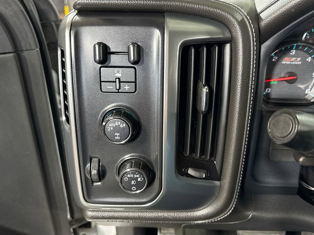 Used 2017 Chevrolet Silverado 1500 LTZ Z71 w/ LTZ Plus Package image 20