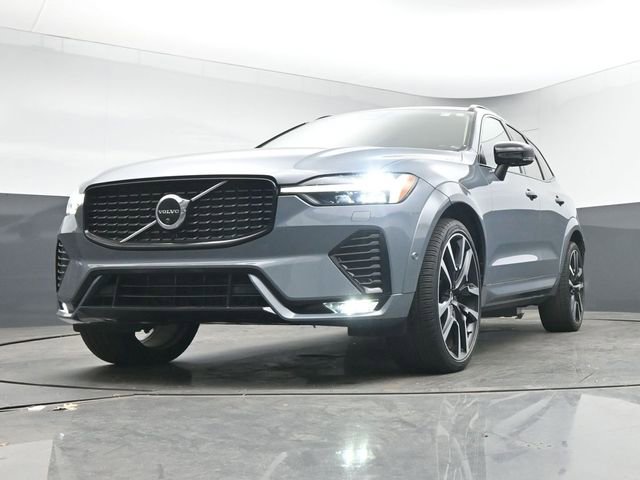 Used 2023 Volvo XC60 B5 Ultimate w/ Climate Package FWD image 12