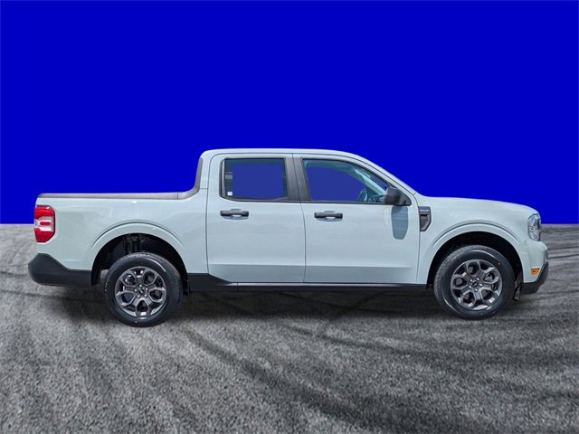 Used 2024 Ford Maverick XLT image 3