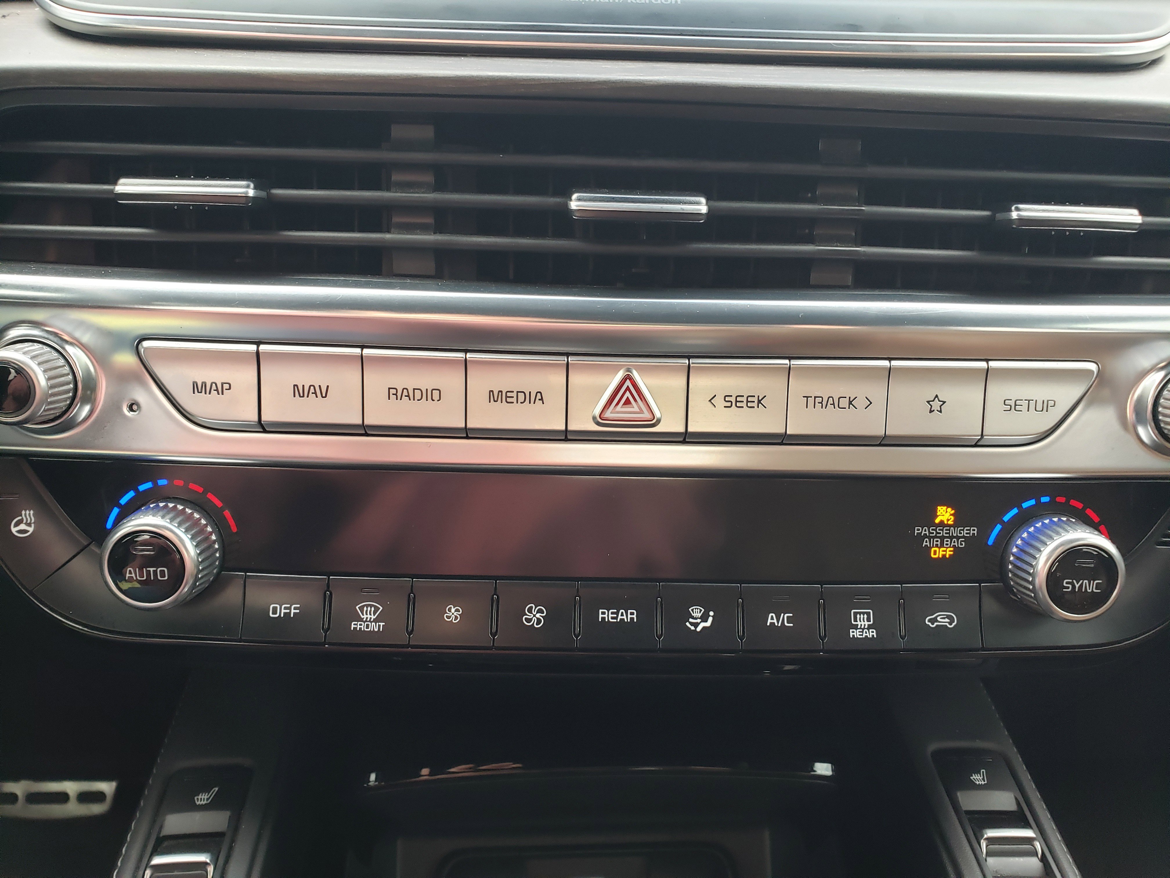 Used 2022 Kia Telluride SX w/ SX Prestige Package image 21